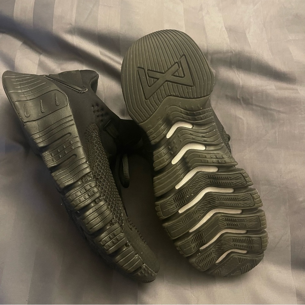 Women’s Nike Metcon size 8